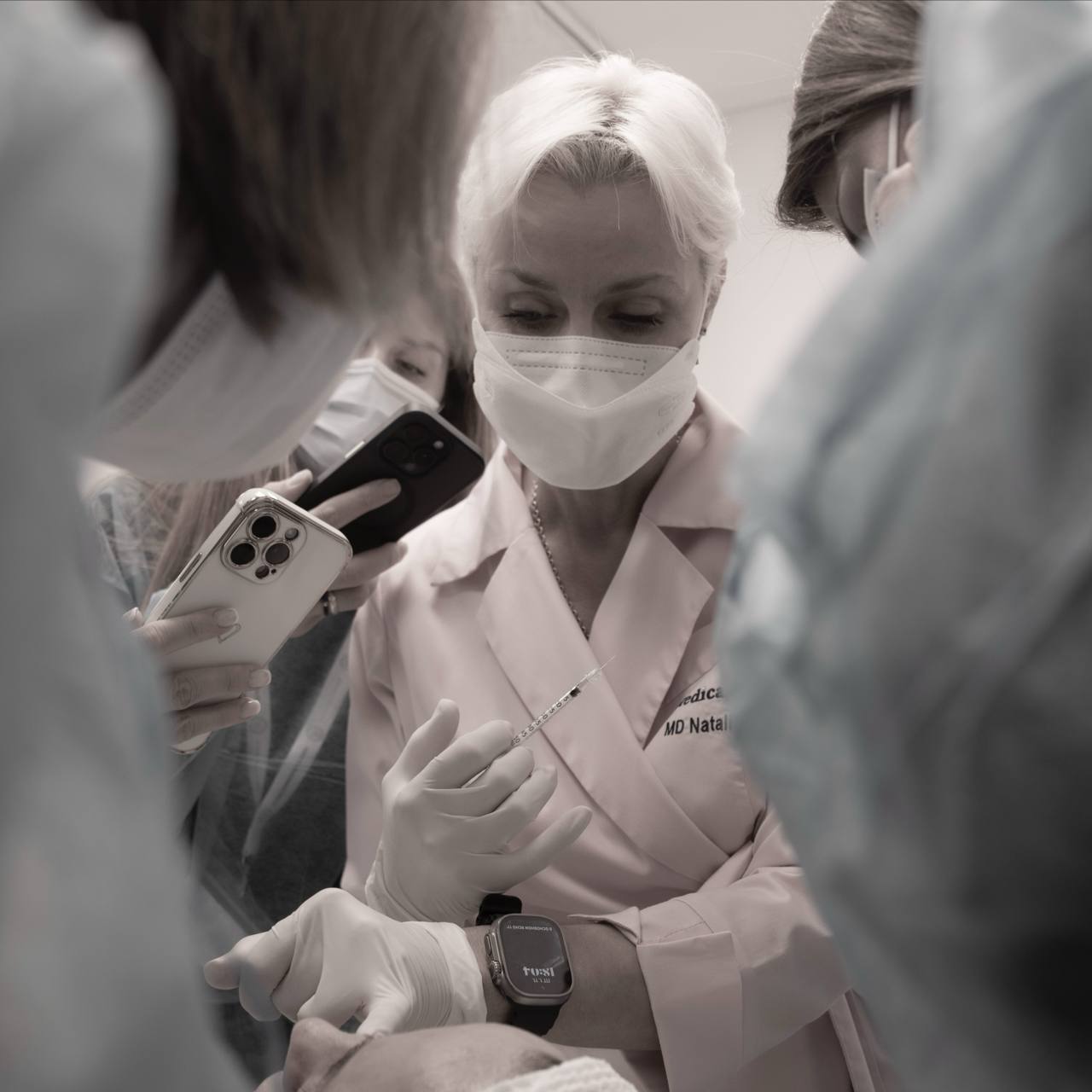 Когда пациент лечит себя: почему врач должен оставаться врачом